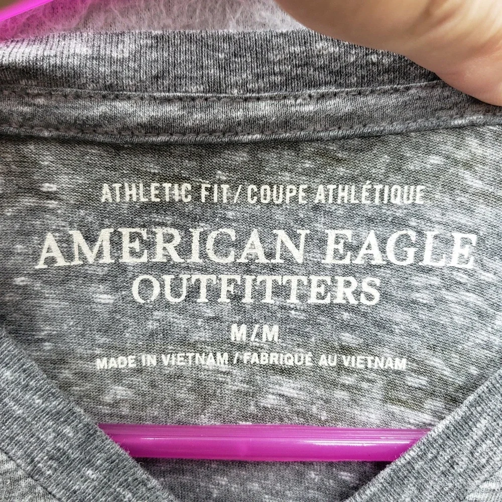 American Eagle Mens V-Neck Tee Gray Olive Green Heathered Stripe Normcore Grunge